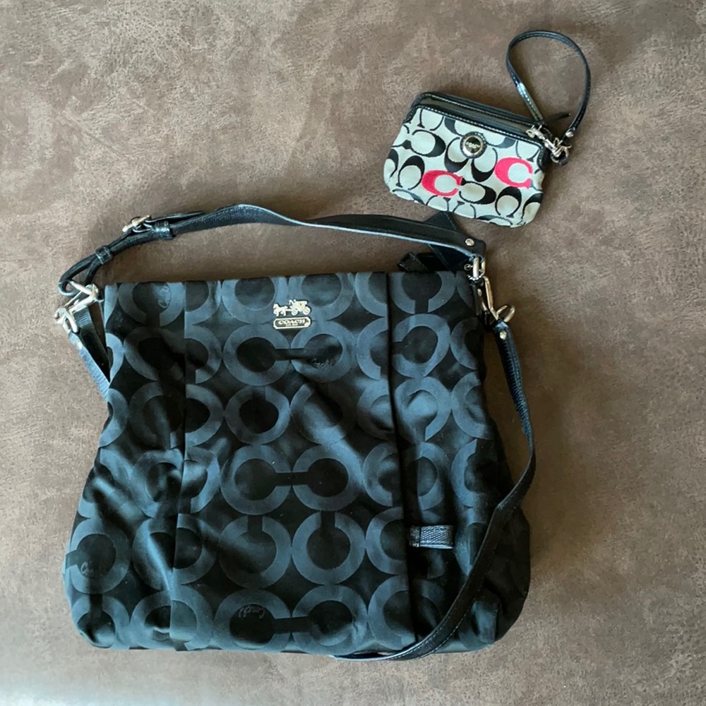 Coach Madison Op Art Isabella Black Crossbody